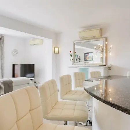 Holiday home Maison Les Argelas *